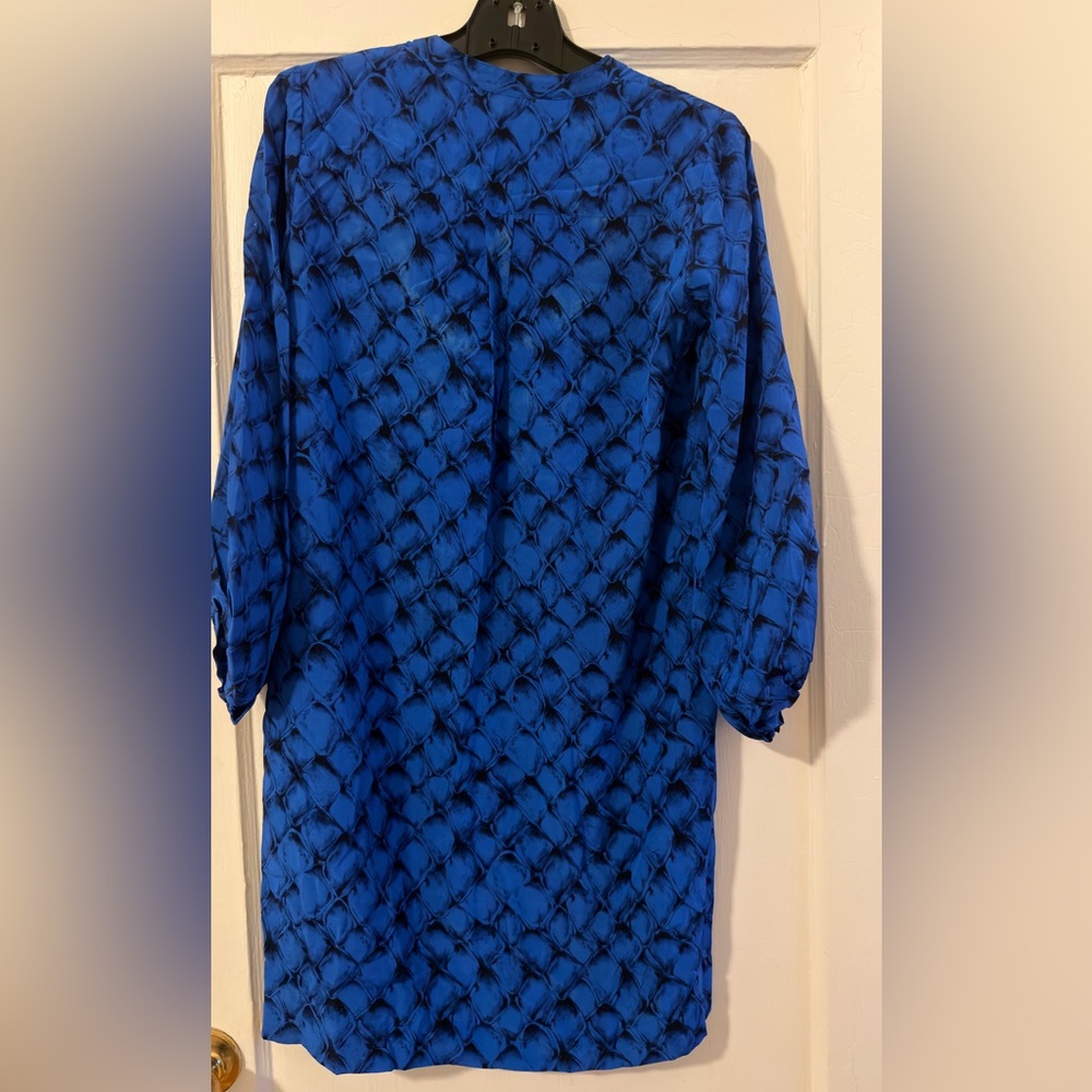 Elegant Blue Patterned Dress